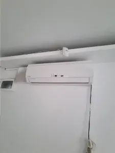 Spatiu comercial si teren stra.Bucuresti langa C.E.C - foto 5