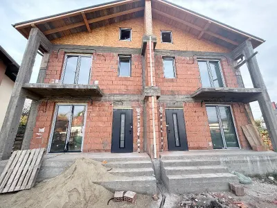 Vanzare -  Casa  - Vila - Prelungirea Ghencea - Dantelei - teren 245mp -205000E -  Comision 0! - foto 15