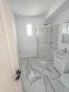 Vanzare -  Casa  - Vila - Prelungirea Ghencea - Dantelei - teren 245mp -205000E -  Comision 0! - foto 4