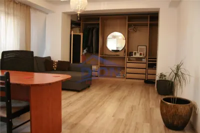 APARTAMENT 2 CAM,  PIATA IANCULUI - foto 2