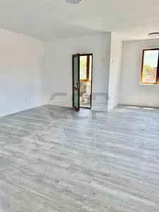 Timpuri Noi metrou, Splaiul Unirii , Vila P+2+M, NEMOBILATA, pretabila BIROURI - foto 4