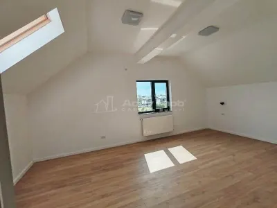 Vanzare  - Casa  Individuala  – Garaj – Prelungirea Ghencea – Margelelor – 225.000 Euro  -  COMISION 0% ! - foto 16