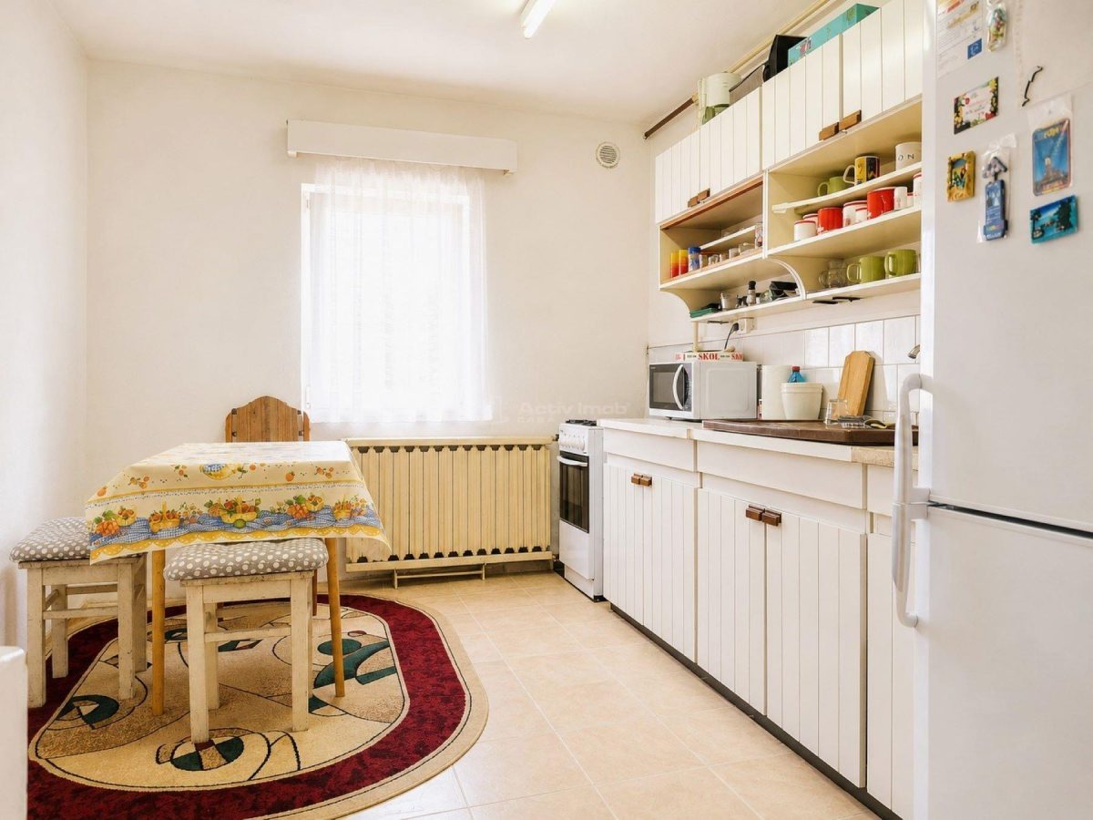Apartament 3 Camere 2 bai etaj 4 Baia Mare Central - Baia Mare