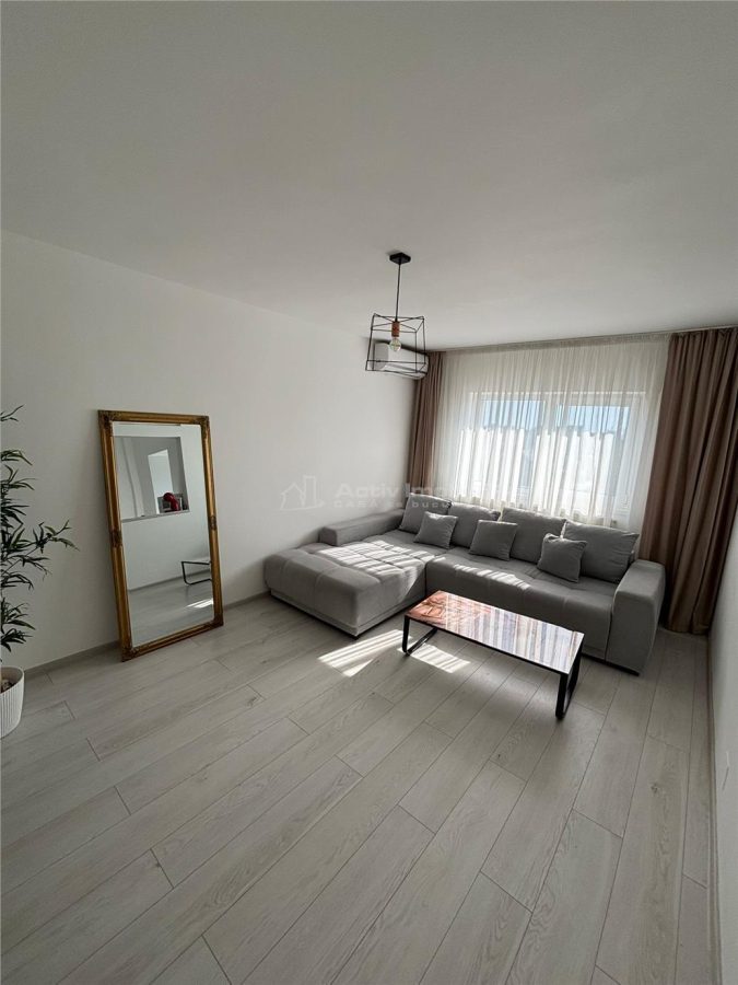 Apartament 2 cam dec Micro 17 renovat - Galati