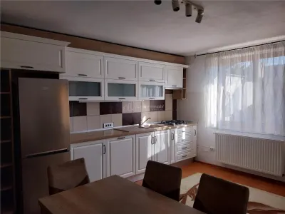Vila- P+E  4 Camere , 3 bai- Sanpetru Brasov - foto 4