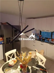 Casa renovata la cheie Eroii Revolutiei - foto 14