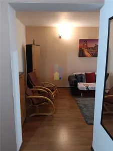 1 camera, 45 mp, Mobilat si Utilat, bloc cu lift, Garii - foto 3