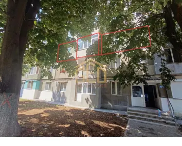 Apartament 3 camere etaj 2 in Moldova Noua - foto 11