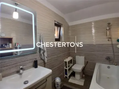 Casa individuala deosebita 4 camere, gradina libera 220 mp Comuna Berceni - foto 14