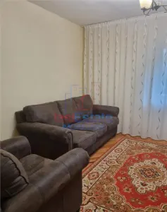 Apartament 3 camere zona Podul de Fier - foto 2