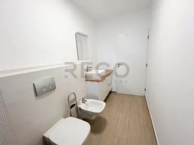 RECO Casa de inchiriat pentru birouri / spatiu de locuit in Oradea- 5 minute de centru - foto 5
