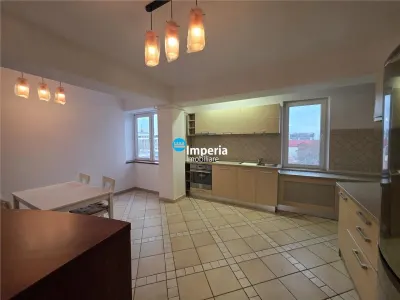 3 camere în inima orașului - foto 3