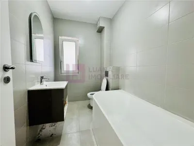 Penthouse de vanzare | 4 camere | Turnisor | lift |  2 parcari | boxa - foto 5