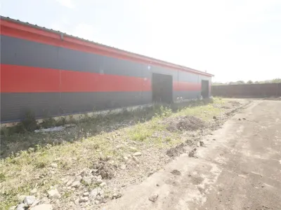 Hale 600 mp, renovate 2022, acces catre E583, Zona Lear - foto 2