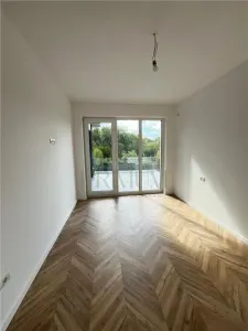 DUPLEX - Dumbravita - P+1 - 5 Camere - Zona excelenta - Finalizat - Pret + T.V.A - foto 4