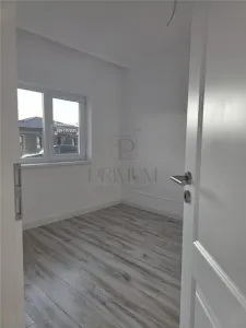 Duplex pe parter - 2 dormitoare - 2 bai - zona in dezvoltare - foto 14