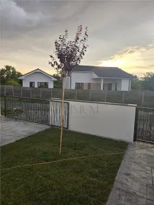 Duplex pe parter - 2 dormitoare - 2 bai - zona in dezvoltare - foto 3