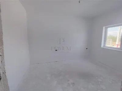 DUPLEX MANSARDABIL - SEPARAT PRIN BAIE - PERSONALIZARE INTERIOARA - foto 5