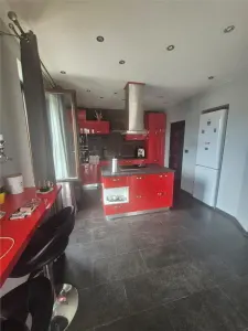 Casa individuala - zona excelenta - la cheie - foto 8