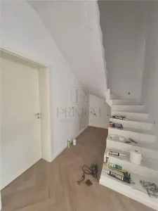 DUPLEX SUPERB - FINISAJE SUPERBE - ZONA EXCELENTA - foto 11