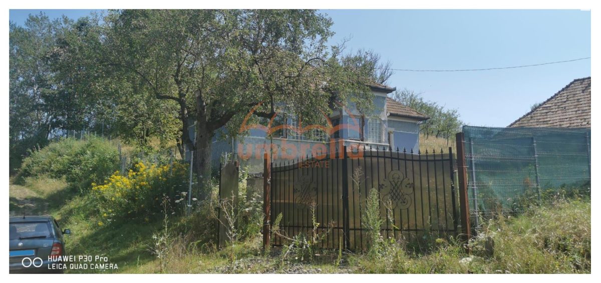 De vanzare casa si grajd +3000m² teren livada in Sumurducu - Sanpaul - Sumurducu