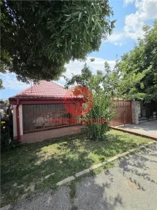 Casa Renovata, Teren 600 mp, 2 Intrari Separate, Navodari Zona Kaufland - foto 19