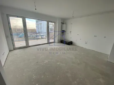 Apartament de vanzare in Sibiu - 3 camere, decomandat, cu terasa si boxa - foto 3