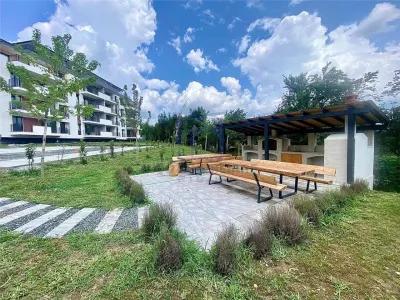 Apartament de vanzare in Sibiu - 2 camere, la cheie, cu terasa si boxa, Turnisor - foto 3