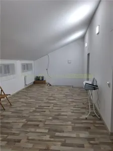 Crevedia, casa 5 camere - foto 8
