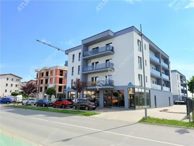 De vanzare apartament la cheie cu 2 camere 51 mp utili zona Pictor Brana din Selimbar - foto 5
