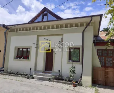 Casa de inchiriat in zona centrala a mun. Bacau, str.N. Titulescu - foto 2