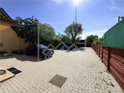 Casa de vanzare - Pensiune functionala, 250 mp - zona Alba Iulia - foto 2