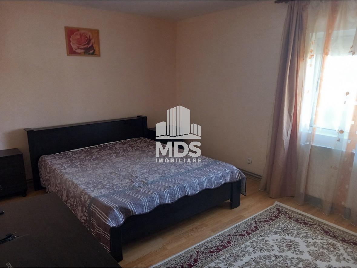 Decomandat cu 2 balcoane, 58 mp, linga Piata Verde - Timisoara