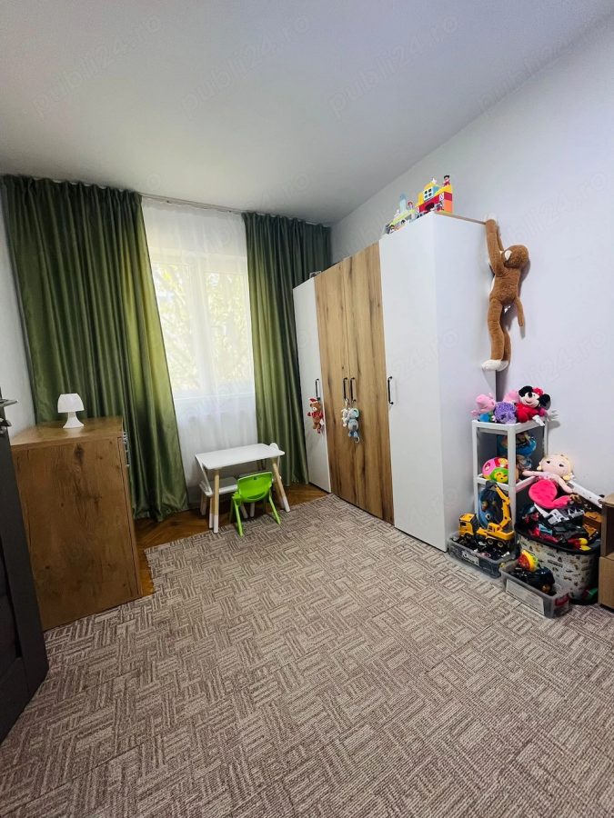 Mobilat si utilat la etajul 2 - Timisoara