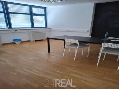 Inchiriere Birouri - Grawe Business Center  - de la 160 mp - foto 14