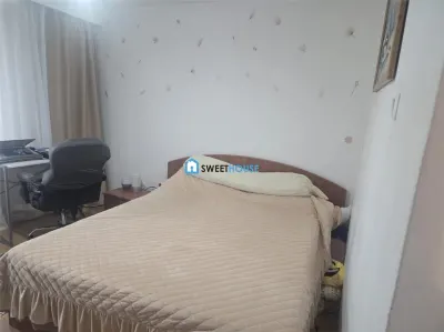 Apartament cu 3 camere parter cu 2 balcoane  Zona Radu Negru - foto 5