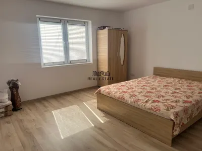 Casa renovata cu teren si anexe in Birtin - foto 4