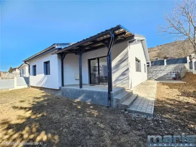 Vanzare casa noua cu 3 dormitoare, 2 bai in Sancraiu -Languna. - Sancraiu de Mures