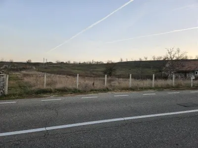 Teren de vanzare in Vintul de Jos - foto 3