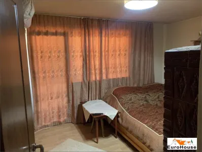 Apartament cu 3 camere de vanzare  - Avram Iancu - foto 5