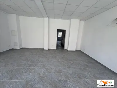 Spatiu comercial de inchiriat in Alba Iulia - foto 3