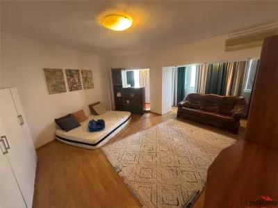 Ap 3 cam, et 2/4,89 mp utili, zona Gerald-B-dul Brailei - Focsani