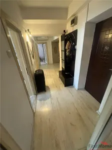 Ap 3 cam, et 3 din 4 ,86 mp utili, zona Gerald-B-dul Brailei renovat - foto 12