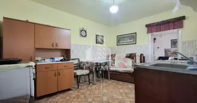 Casa 4 camere,Teren 360 mp Micalaca Garaj, Gradin - foto 3