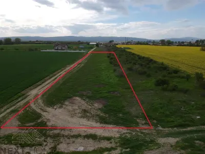 Teren intravilan de vanzare Focsani Zona Sud | 4.240 mp | Deschidere 194 ml | Investitie - Focsani