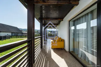 Vanzare Casa Bukovina – Proprietate deosebita | 5 camere - 5 bai| Teren 1.363 mp - foto 5