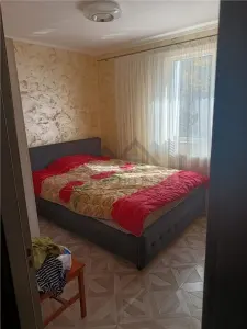 Apartament 2 camere decomandat in Podu Ros, 40 mp, Etaj 1 - foto 2