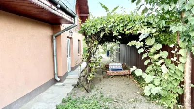 Casă în Victoria, Jud. Iași – Teren 800 mp, Toate Utilitățile la Poartă, Acces Asfaltat - foto 5