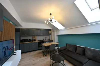Apartament modern cu 2 camere și loc de parcare de închiriat în Suceava Zamca | Bloc nou | 480 Euro/lună - foto 2
