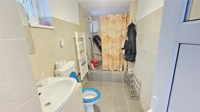 SPATIU COMERCIAL 149 MP  PARCARE FLORESTI - foto 11